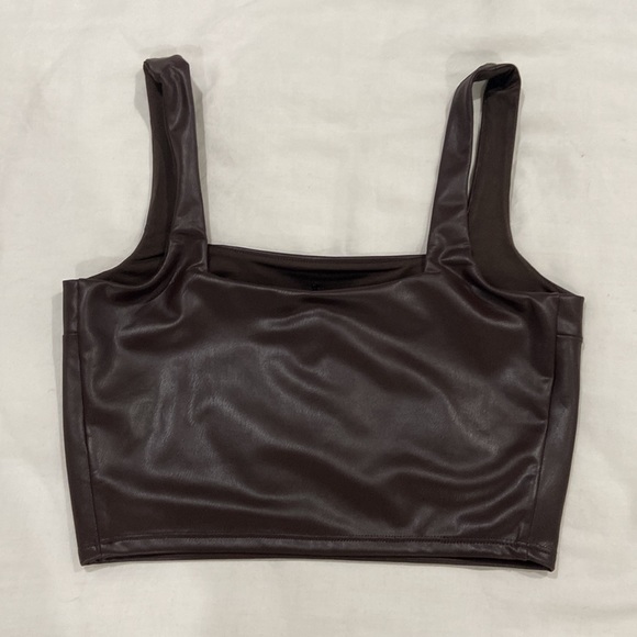 NWT Express Brown Body Contour Faux Leather Square Neck Cropped Top - Picture 5 of 6